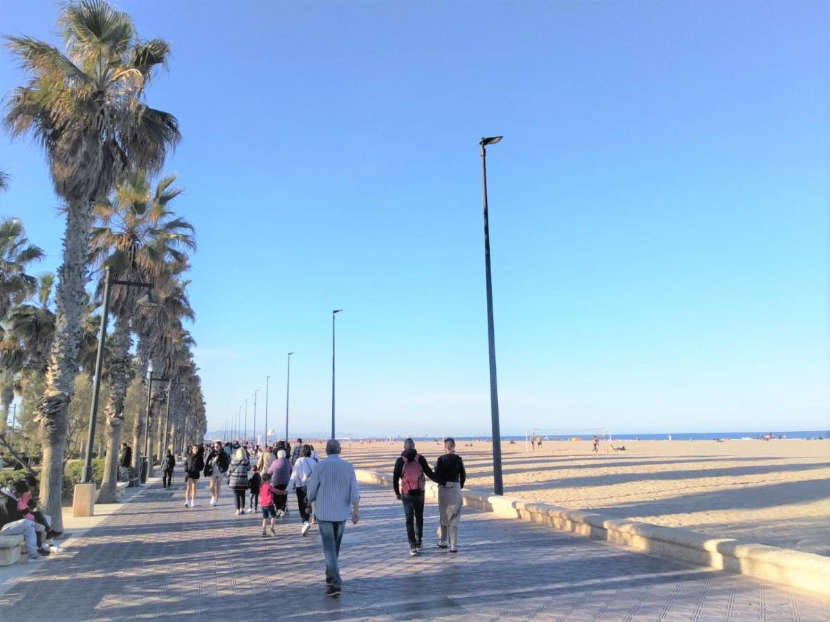 Habitacion En Playa Malvarrosa Con Bano Privado -No Ac- Valencia Buitenkant foto