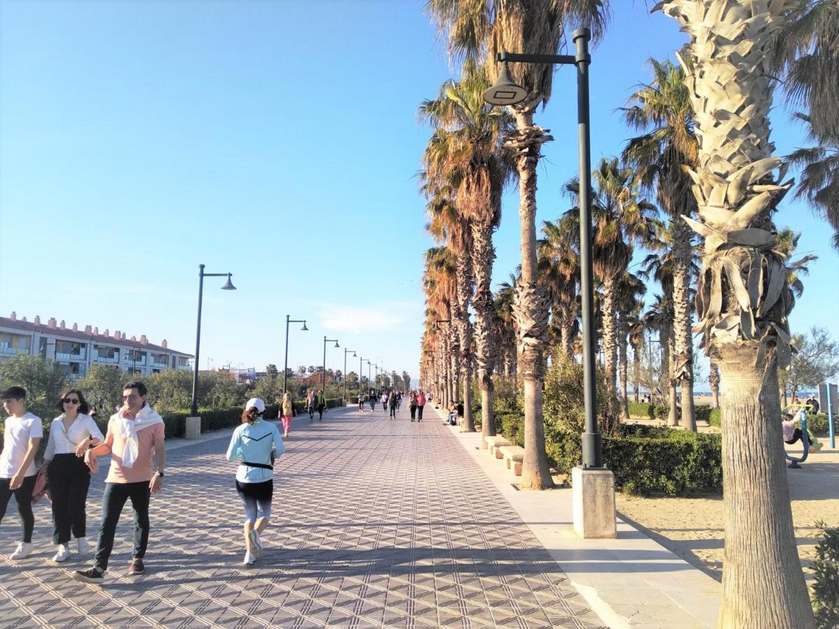 Habitacion En Playa Malvarrosa Con Bano Privado -No Ac- Valencia Buitenkant foto